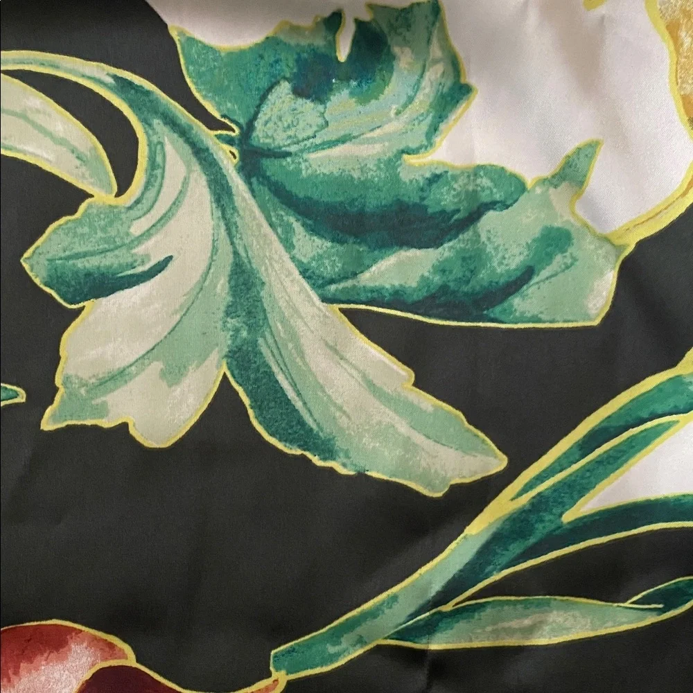 NWT White House Black Market Autumn Leaves Spruce Floral Oblong Scarf 71”x21”